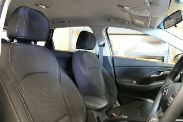 2018 Hyundai i30 PD Active Hatch Image 23