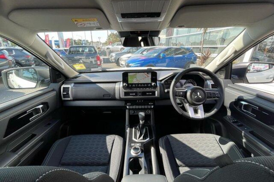 2024 Mitsubishi Triton MV GLS Ute Image 7