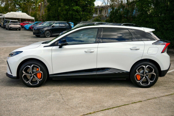 2026 MG MG4 AH4E XPOWER Hatch Image 4