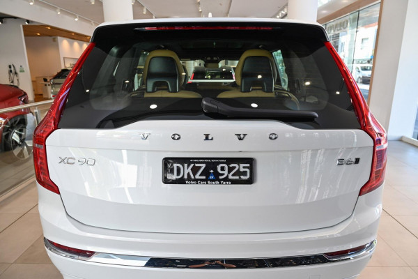 2024 MY25 Volvo XC90  Ultra B6 Bright SUV Image 3