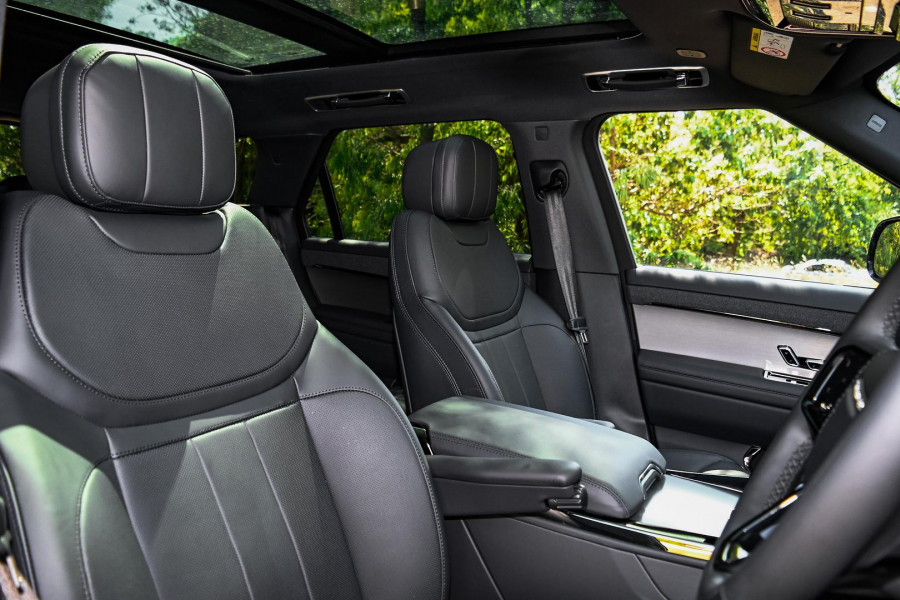 2025 Land Rover Range Rover Sport L461 D300 Dynamic SE SUV