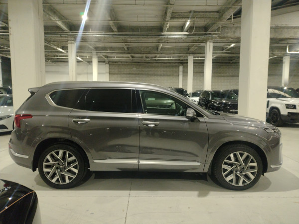 2023 Hyundai Santa Fe TM.V4 Highlander SUV image 2