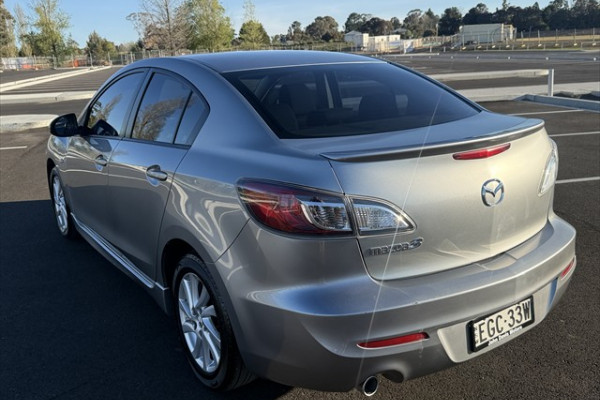 2012 Mazda 3 Maxx Sport Sedan Image 6