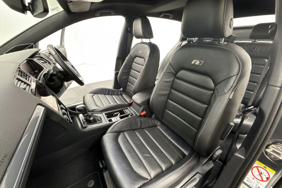 2017 MY18 Volkswagen Golf 7.5 110TSI Highline Hatch Image 12