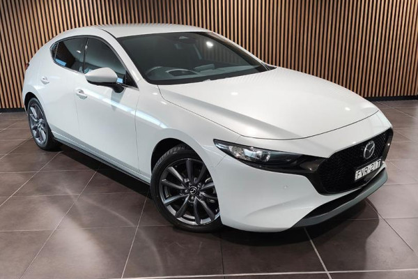 2025 Mazda 3 BP Series G20 Touring Hatch Image 1