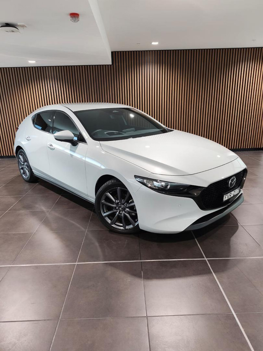 2025 Mazda 3 BP Series G20 Touring Hatch Image 1