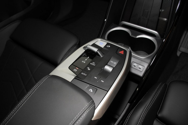2024 BMW iX2 U10 eDrive20 M Sport SUV image 14