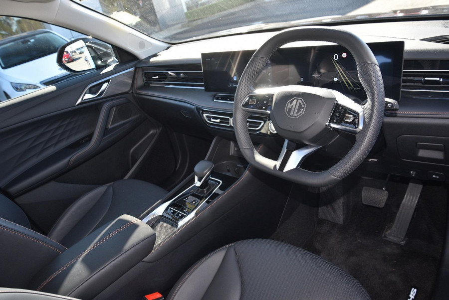 2024 MY24.5 MG HS AS33 Excite SUV Image 6