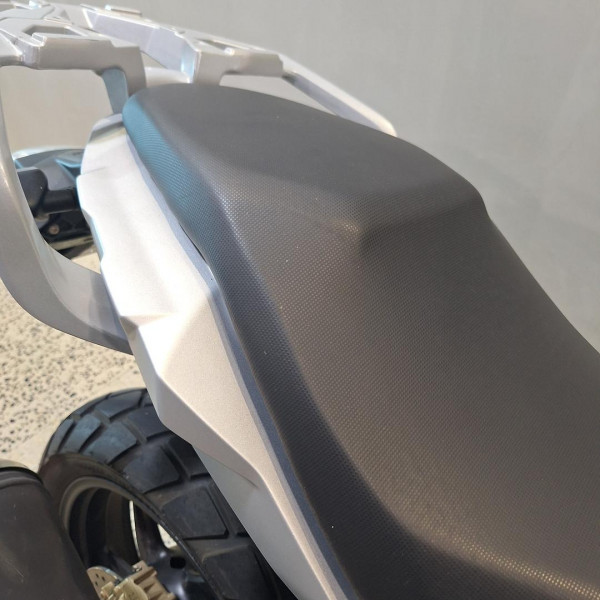 2018 [THIS VEHICLE IS SOLD] image 17