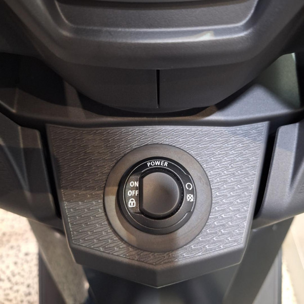2026 BMW C 400 GT ion C 400 image 10