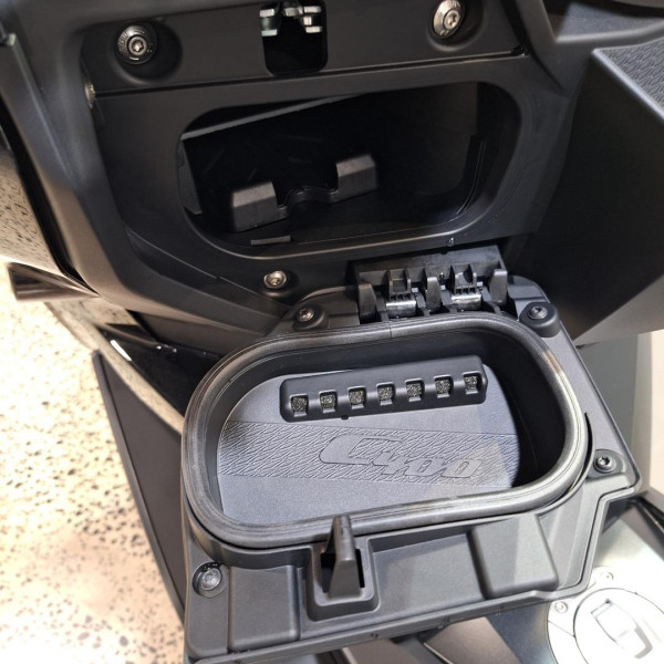 2026 BMW C 400 GT ion C 400 image 18