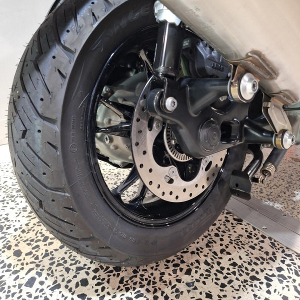 2026 BMW C 400 GT ion C 400 image 24