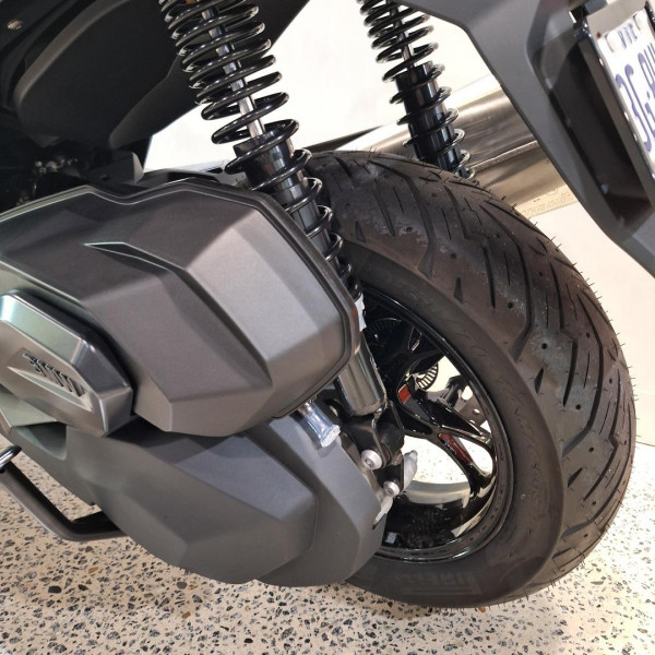 2026 BMW C 400 GT ion C 400 image 25