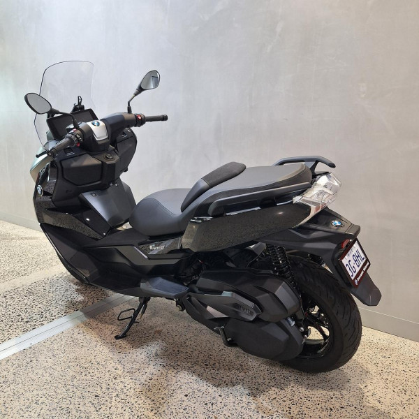 2026 BMW C 400 GT ion C 400 image 4