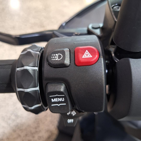 2026 BMW C 400 GT ion C 400 image 8