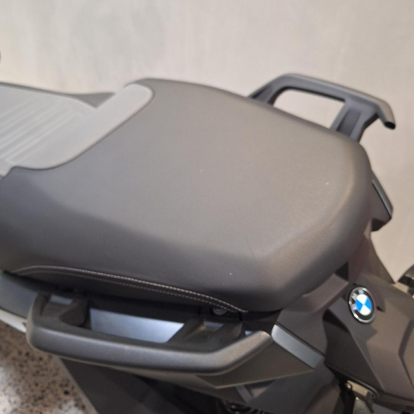 2023 BMW C 400 X ion C 400 image 19