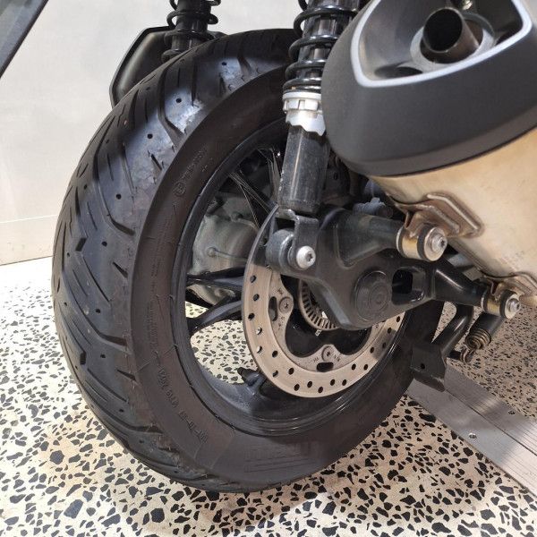 2023 BMW C 400 X ion C 400 image 24