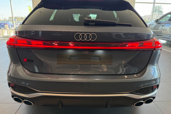 2026 Audi S5 Wagon Image 7