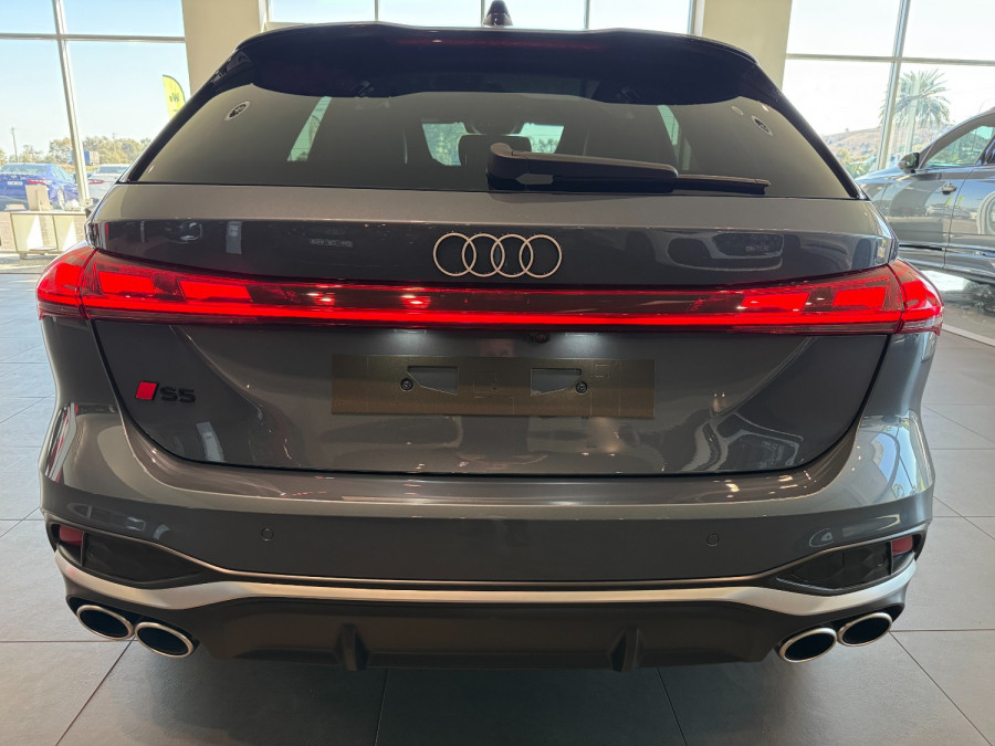2026 Audi S5 Wagon Image 7
