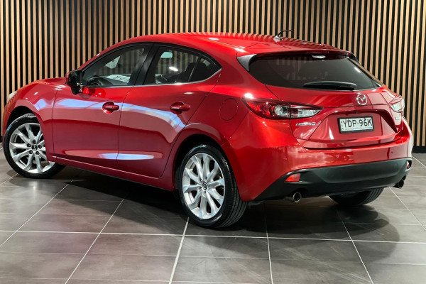 2015 Mazda 3 BM5438 SP25 Hatch Image 2