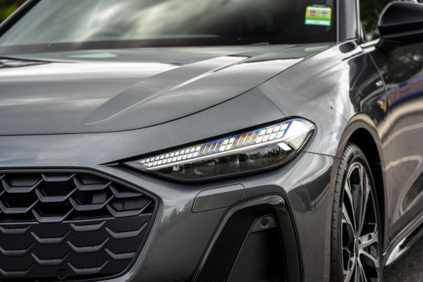 2025 Audi A5 B10 e-hybrid S-Line Hatch image 29