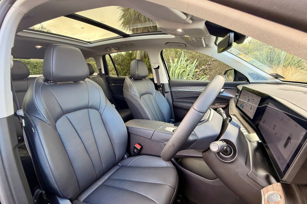 2026 MG QS Essence SUV Image 9