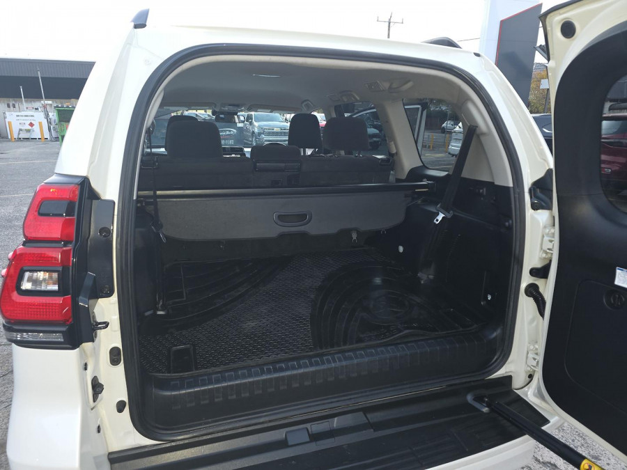 2023 Toyota LandCruiser Prado GDJ150R GXL SUV Image 17