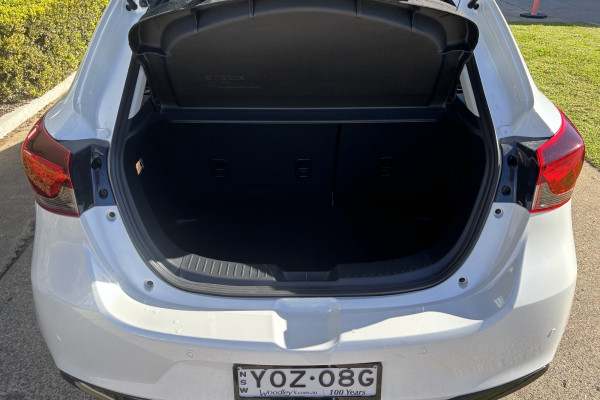 2024 Mazda 2 DJ Series G15 Pure Hatch Image 15
