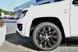 2019 MYV6 Volkswagen Amarok 2H Highline Black 580 Utility Image 5