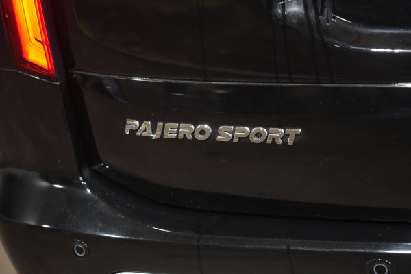 2025 Mitsubishi Pajero Sport Exceed SUV Image 9