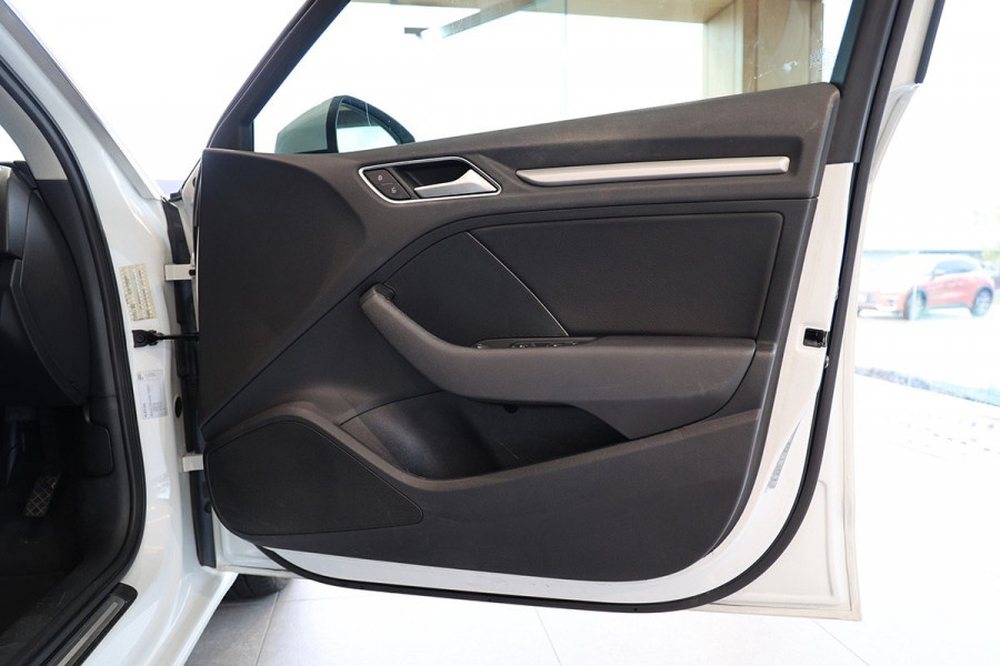 2016 Audi A3 8V Ambition Hatch Image 8