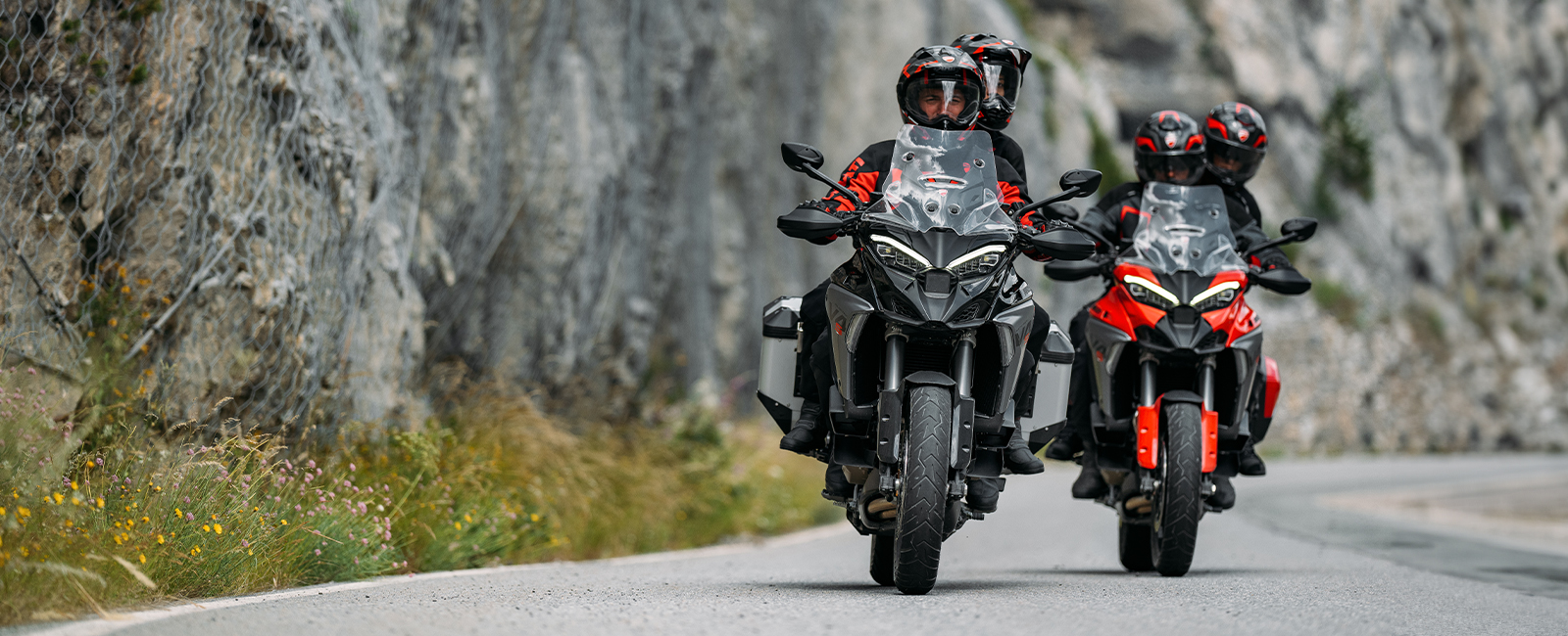 Easier to handle when stationary and during low-speed manoeuvres. Image