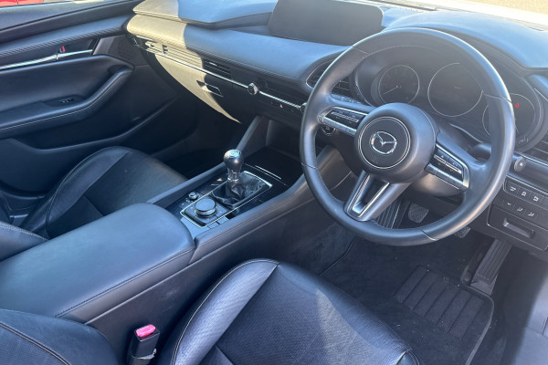 2019 Mazda 3 BP Series G20 Touring Hatch Image 4