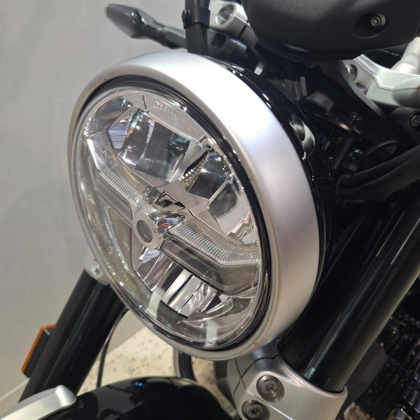2025 BMW R 12 HL R 12 image 11