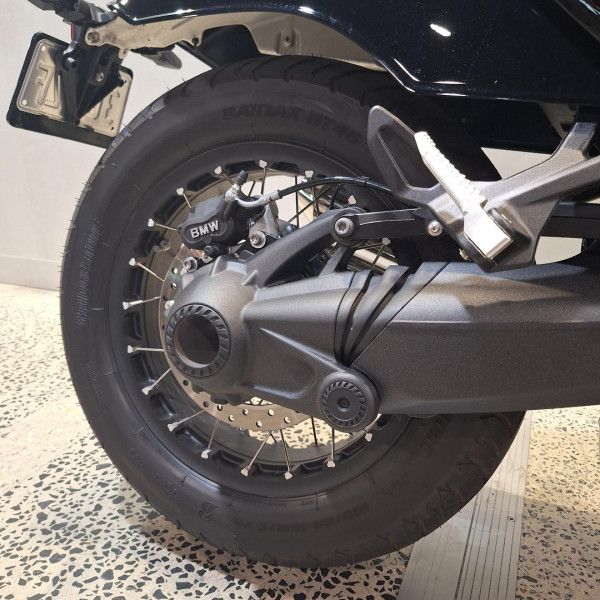 2025 BMW R 12 HL R 12 image 24