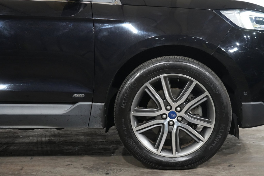 2019 Ford Endura Titanium SUV Image 3