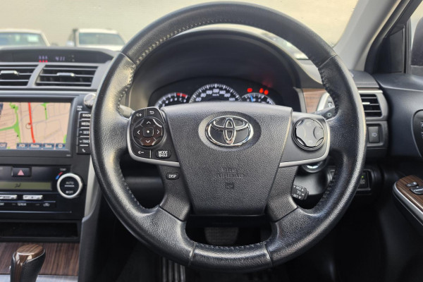 2014 Toyota Aurion GSV50R Presara Sedan Image 19