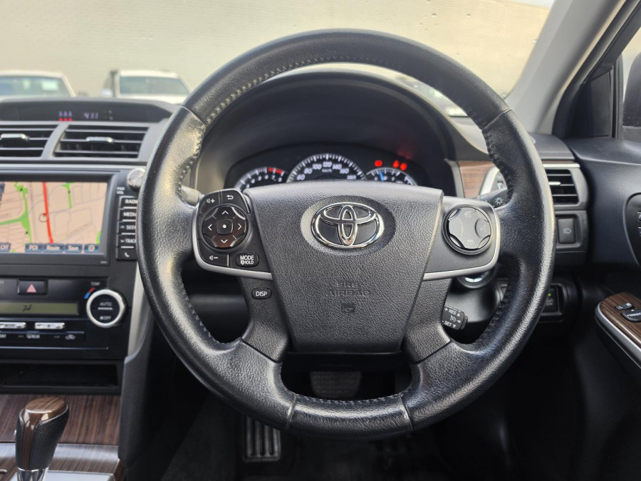 2014 Toyota Aurion GSV50R Presara Sedan Image 19