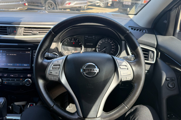 2017 Nissan QASHQAI J11 Ti SUV Image 14