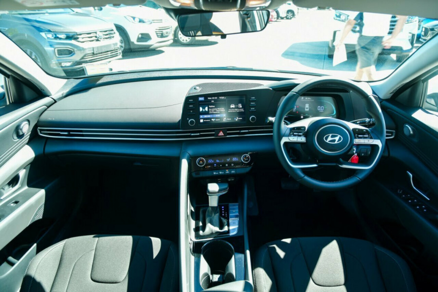 2025 Hyundai i30 CN7.V2 Hybrid Sedan Image 15