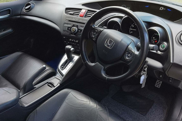 2012 Honda Civic 9th Gen VTi-L Hatch Image 12