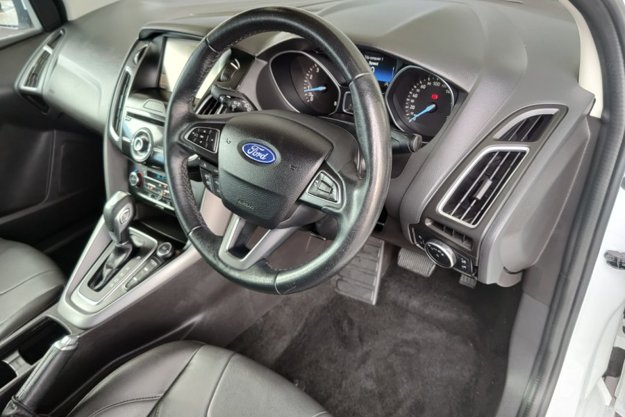 2016 Ford Focus LZ Titanium Hatch Image 33