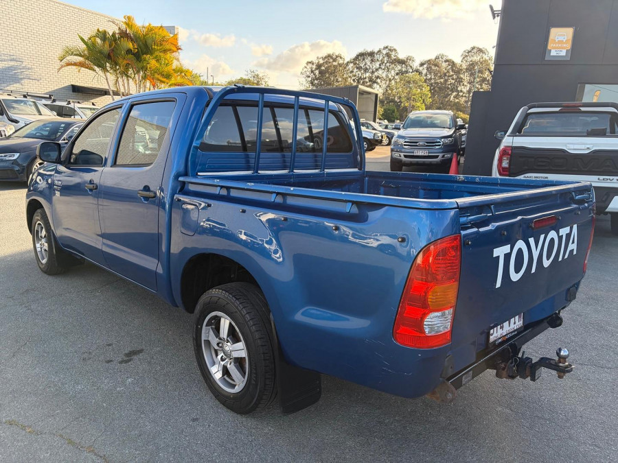 2009 MY10 Toyota HiLux TGN16R WorkMate Ute Image 10