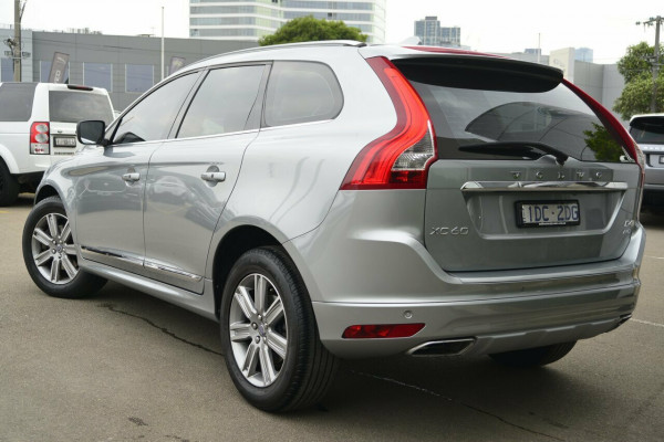 2015 Volvo XC60 LUXURY Suv Image 3
