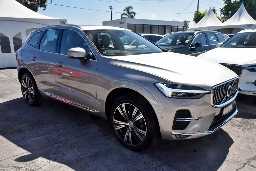 2023 Volvo XC60  Ultimate B5 Bright SUV Image 25