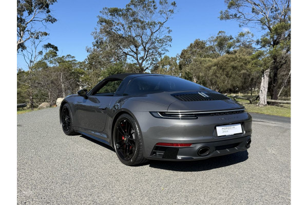 2022 Porsche 911 992 Targa 4 GTS Convertible Image 6