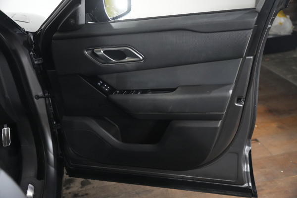 2023 Land Rover Range Rover Velar L560 P250 R-Dynamic SE SUV image 28