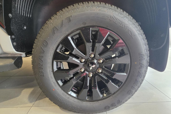 2026 Mitsubishi Triton MV GSR Ute Image 8