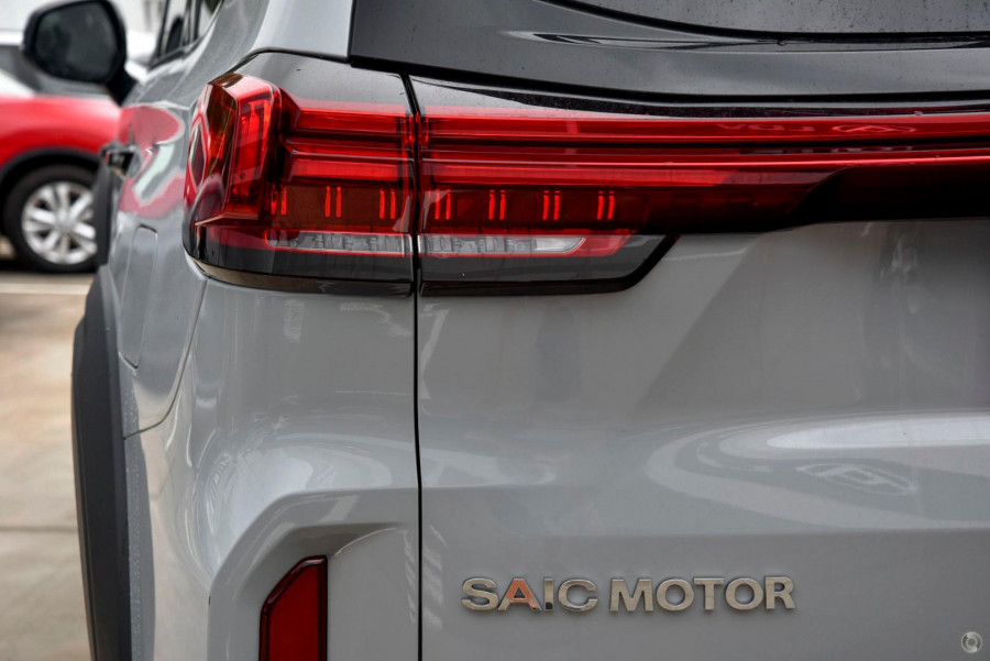 2026 MY25 LDV D90 SV9A Executive SUV Image 4
