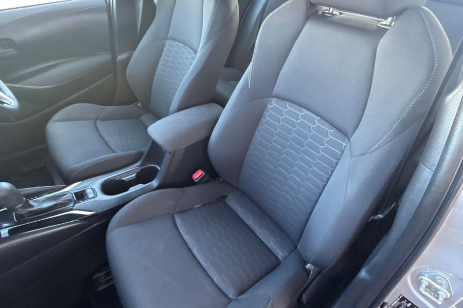 2022 Toyota Corolla ZWE219R  Ascent Sport Hybrid Hatch Image 9